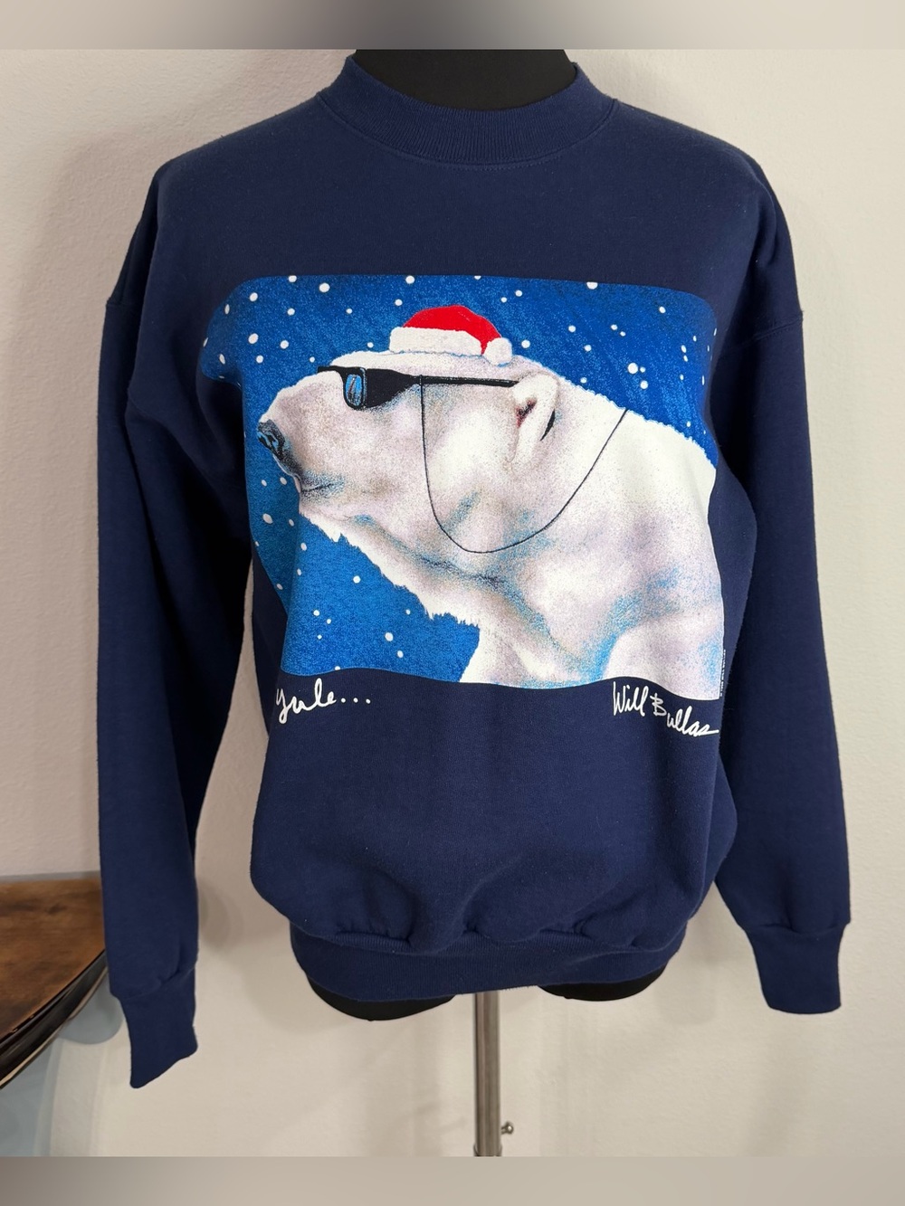 Vintage 1990s Will Bullas Polar Bear Crewneck Sweatshirt Christmas Santa Hat Med